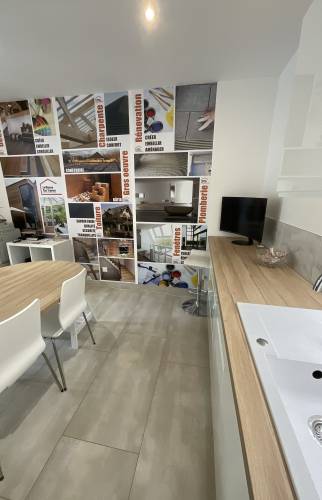 Cuisine pas chère blanc et bois