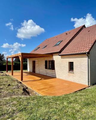 Pose d'une pergola en bois