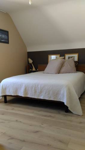 Rénovation des sols peintures de la troisième chambre