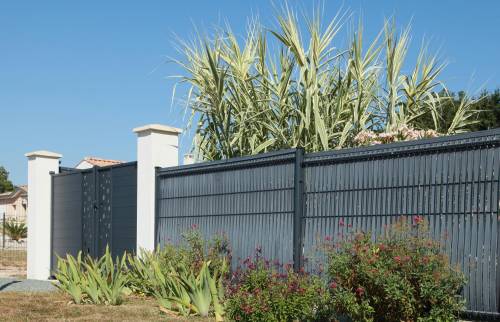 Brise vue rue à Gardanne 