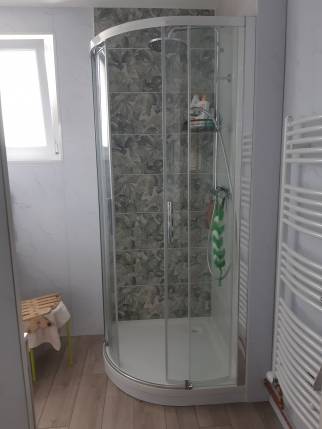 Nouvelle salle de bain après travaux de rénovation - Bourg-en-Bresse 01