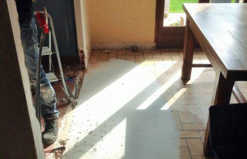 Ouverture du mur de séparation