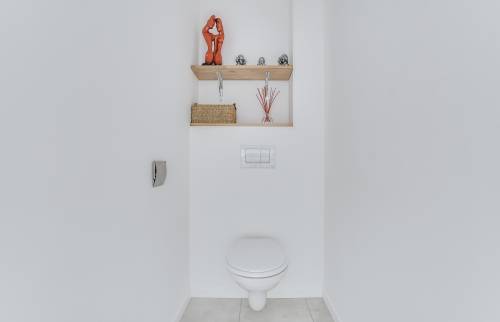 Wc suspendu à Octeville (50130)