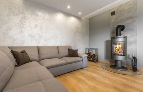 Poêle dans salon 
