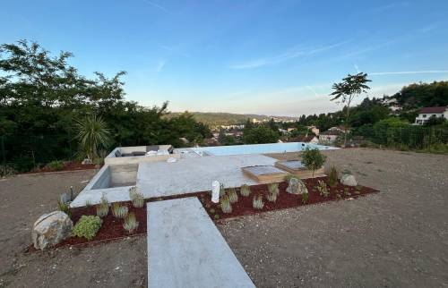 paysagement des abords de la piscine