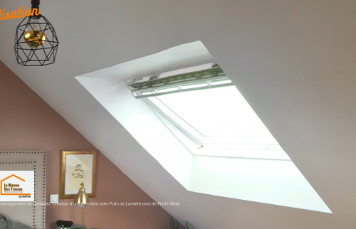 Installation de fenêtres de toit type Velux dans les combles près de Pont-l’Abbé pour maximiser la lumière naturelle et le confort thermique.