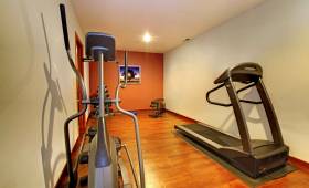 aménagement salle de sport dans cave 