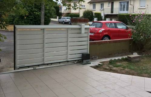 Portail motorisé à St Herblain (44)