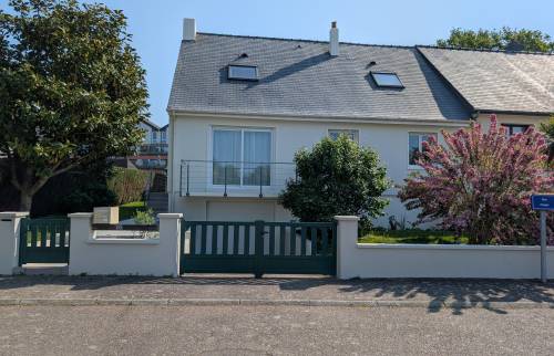 Après – Portail et portillon installés (vue 2)