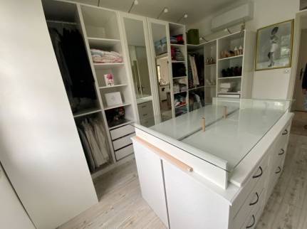  Un dressing en U sur mesure à Saint-Pryvé-Saint-Mesmin