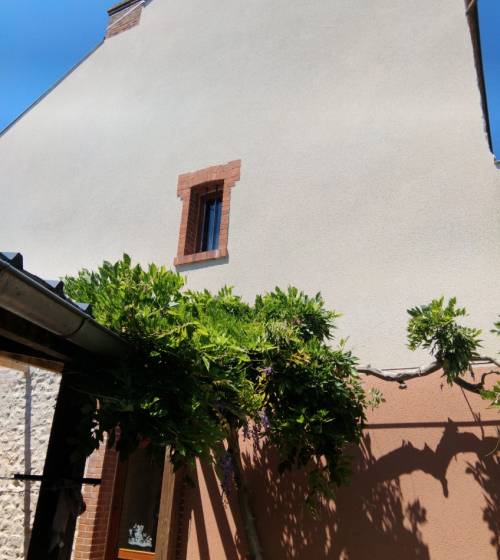 Pignon rénové en enduits à la chaux