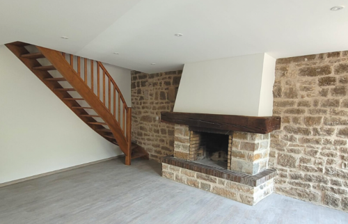 Rénovation appartement - mur en pierre