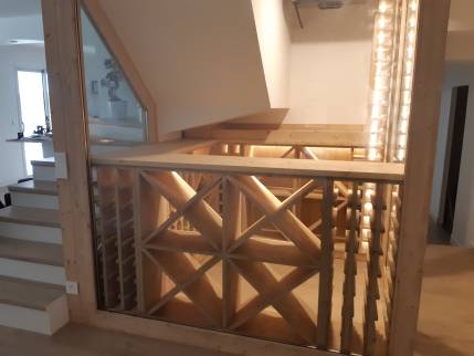 Aménagement d'une cave à vin sous l'escalier - Meximieux 01800