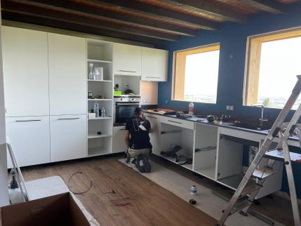 Installation d’une cuisine sur mesure à Porte-de-Savoie 