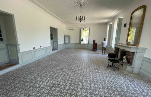 rénovation d'une salle de bal à marseille