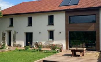 maison voironnaise avec chauffe-eau solaire