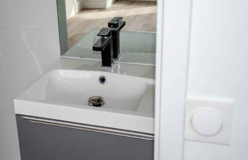Petite salle de douche