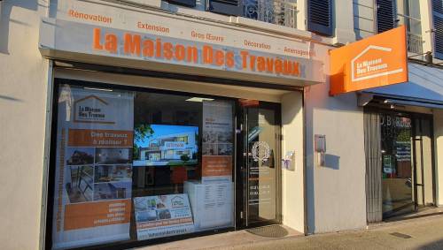 Devanture agence La Maison Des Travaux de Brie-Comte-Robert 77170