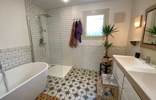 Salle de bain 1