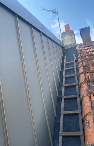 Création d'une lucarne au sud de Nantes - travaux en cours