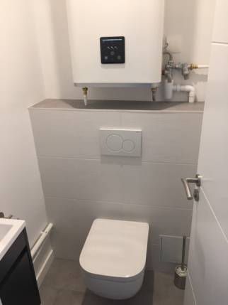 Rénovation de salle de bain - installation de WC suspendu - Nantes 44