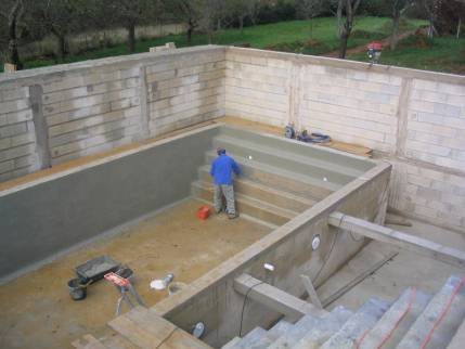 Aménagement d'un escalier en béton