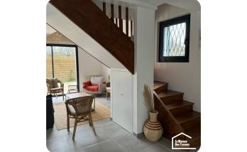 Placard sous un escalier