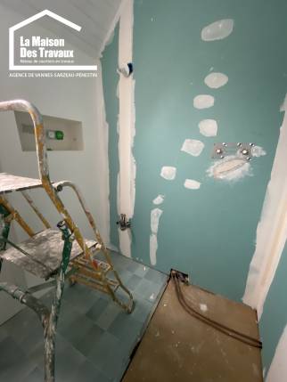 rénovation de leur salle de bain dans leur maison ancienne à Pénestin