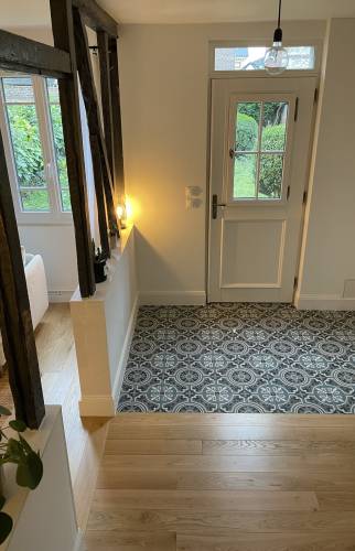 Entrée carreaux de ciment La Maison des Travaux Rouen 4