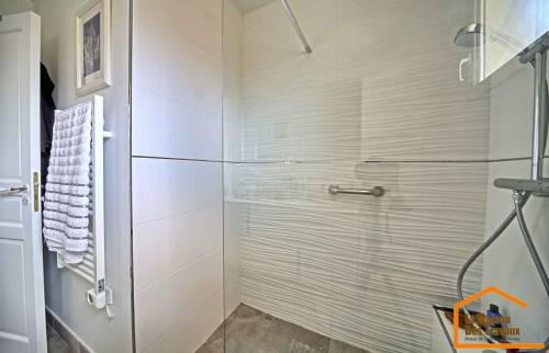 faïences blanches douche - Mennecy (91) 