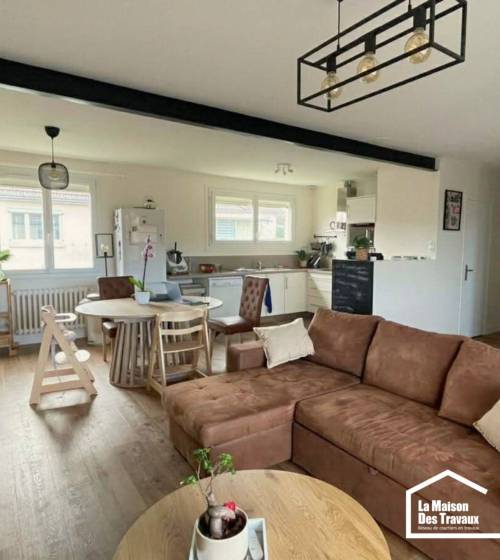 Avant / Après : une maison décloisonnée pour gagner en espace et en lumière - Maisoncelles-la-Jourdan 14500