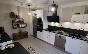 Aménagement de cuisine moderne - Evry-Grégy-sur-Yerres 77166