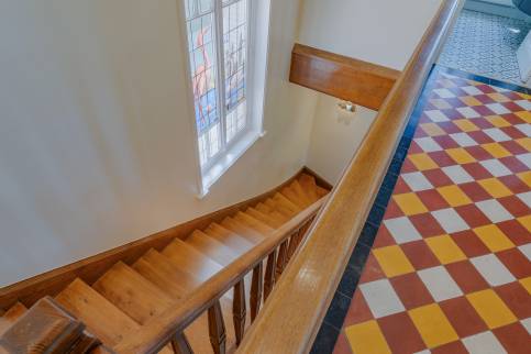Rénovation d'un escalier bois, Maison située à Limonest (69760) 