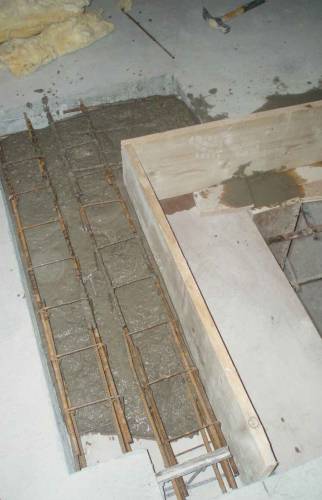 Escalier pour aménagement de combles dans plafond béton à BLOIS (41)