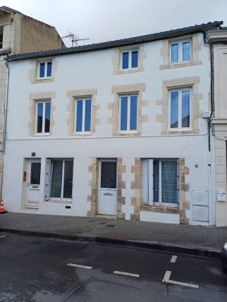 Décapage façade Bâtiments de France 17