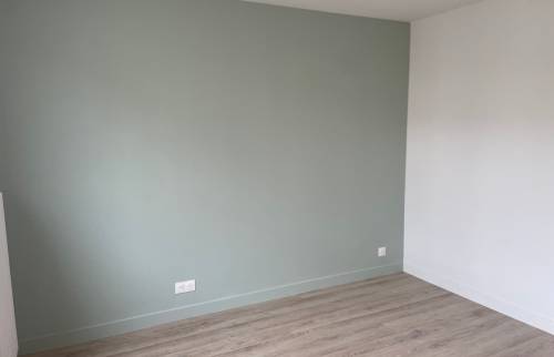 Studio rénové et peinture rafraichie