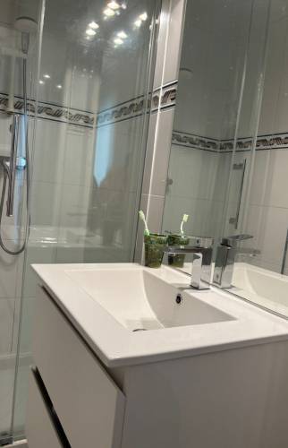 Salle de bain rénovée à paris 17