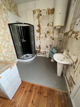 Rénovation salle de bain 17450