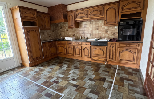 Ancienne cuisine avant travaux – projet de rénovation intérieure et nouvel aménagement à Pordic (22)