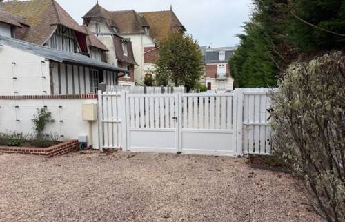 Portail d'entrée vue de l'intérieur