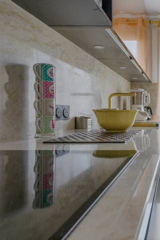 Fontaines Saint Martin (69270) : vue du plan de travail en granit