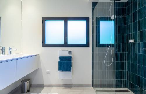 Travaux d'installation de menuiseries en aluminium à Lyon 