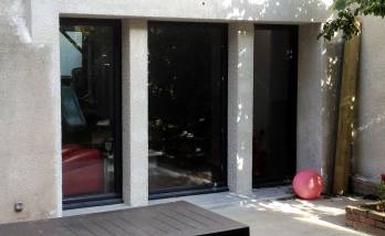 Façade arrière après ravalement et pose des baies vitrées - Jatxou - 64480 - 