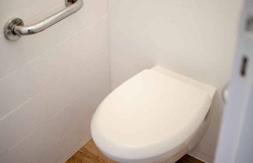 WC suspendu