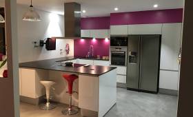 Rénovation de cuisine avec îlot central (29100)