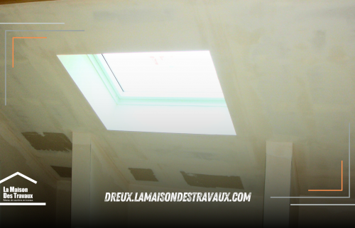 Rénovation Énergétique : isolation des Combles à Anet avec Velux
