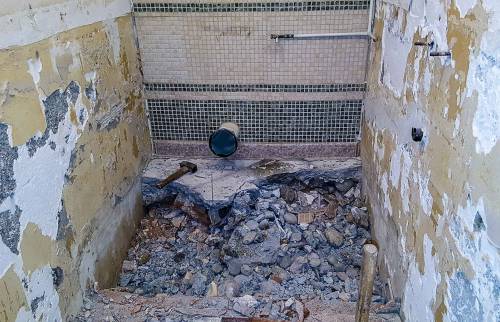 Démolition du WC et de l'escalier