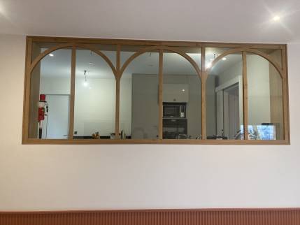 zoom sur la verrière en bois (villa à Saint Germain au Mont D'Or- 69650)