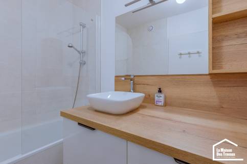 Rénovation complète de cet appartement pour une location meublée, quartier d'affaires Lyon Part Dieu