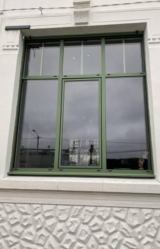 Fabrication sur-mesure et pose des menuiseries extérieurs aluminium 